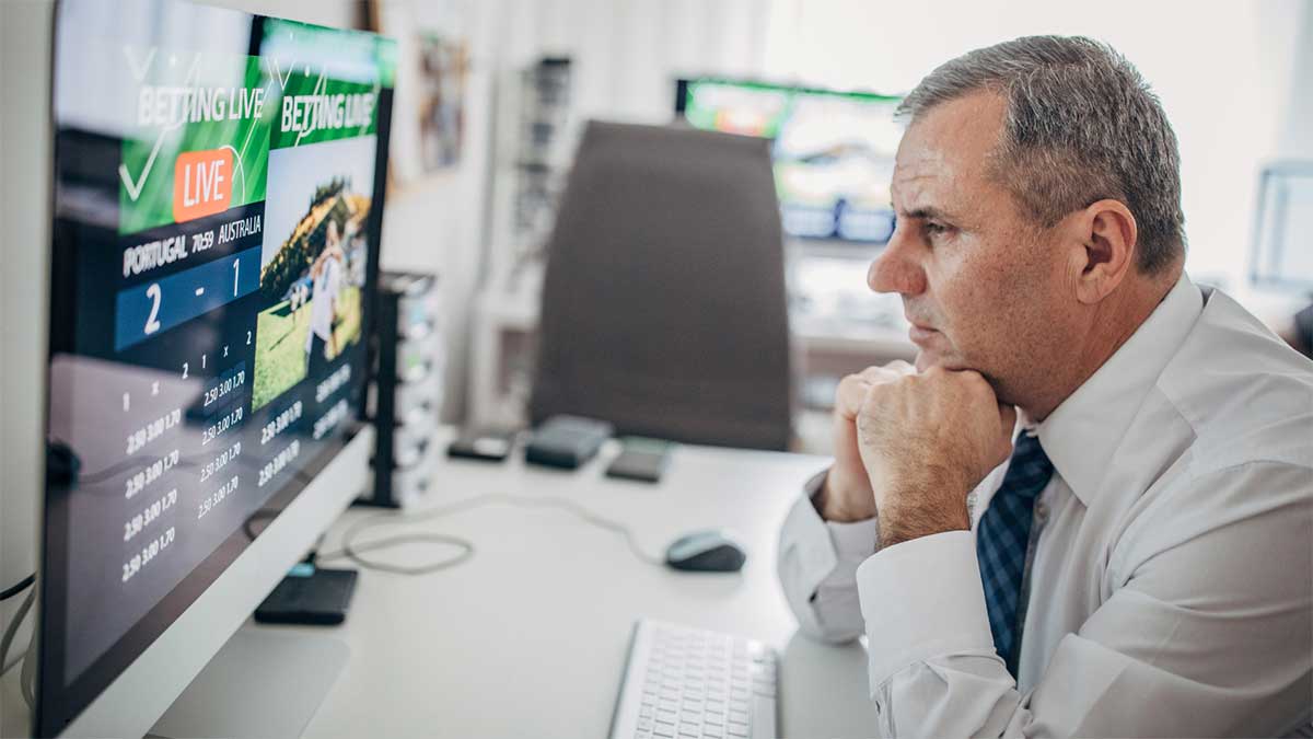 Understanding Sports Betting Risks: Protecting Your Finances