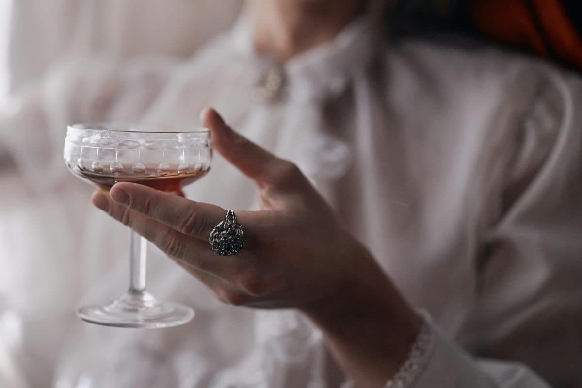How to Tell the Difference Between Social Drinking or Problem Drinking?