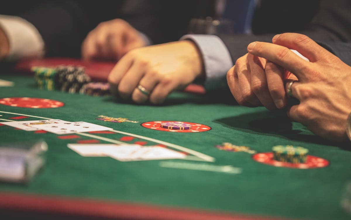 Most Addictive Types of Gambling: Slots, Sports Betting, Table Games, Lottery
