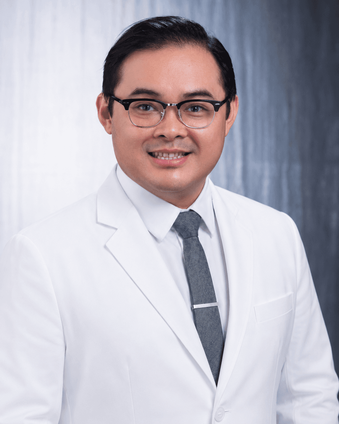Dr. Joseph Pham headshot