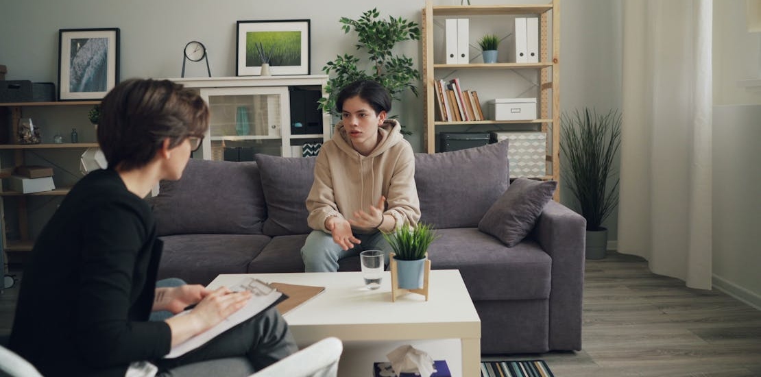 a teen in therapy